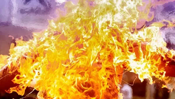In Peru... Ex-Girlfriend Burned Alive