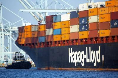 Hapag-Lloyd Suffered Losses After Diversion of Ships from the Red Sea