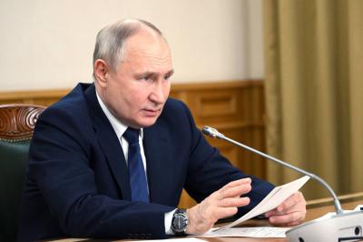 Putin: We Intend to Continue Expanding the Fleet in the Arctic