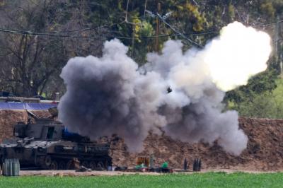 Israeli Government Approves Sending Negotiators to Gaza Talks in Paris