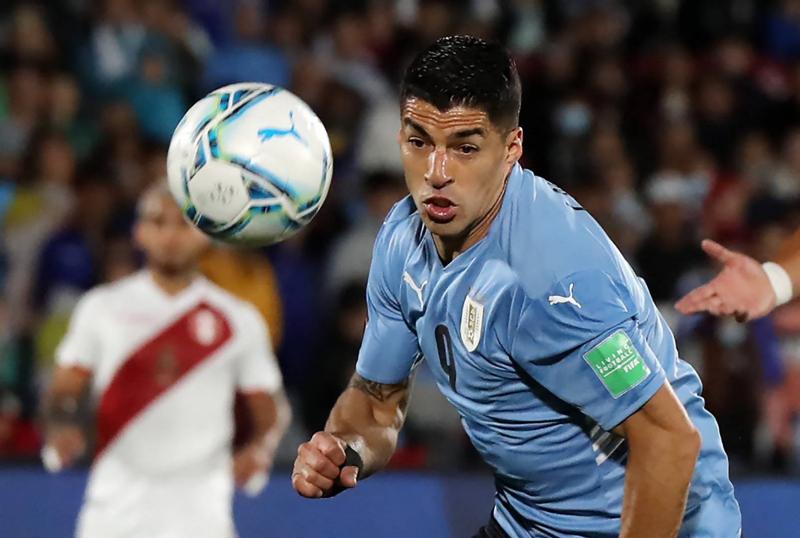 Suárez in Uruguay's Squad to Face His Friend Messi