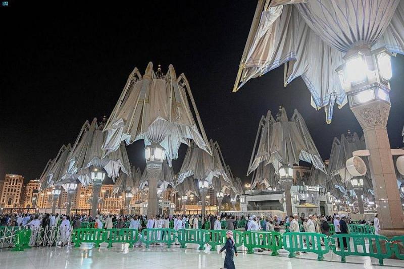 250 Moving Umbrellas Sparkle in the Courtyards of the Prophet's Mosque