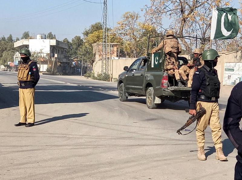 Title: Attack on Police Station in Pakistan Leaves 10 Security Personnel Dead