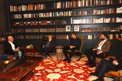 Dinner Gathering Hosted by Jumblatt for Franjieh