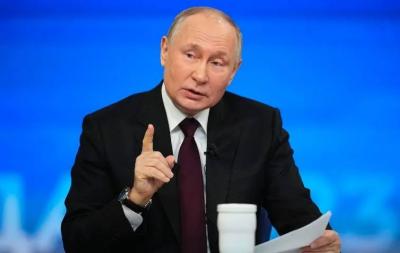 Putin's Rival Banned from Running in Elections!