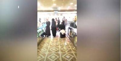 بالفيديو: مفاجأة بعيد الأم.. شاب يجتمع بأمه بعد غياب دام 10 سنوات في الأردن