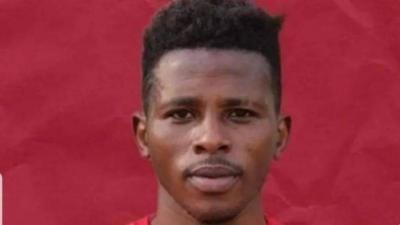 وفاة لاعب كرة غيني محترف بمصر متأثراً بإصابته بالفطر الأسود