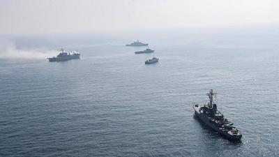U.S. Navy: Must Resist Beijing's "Aggressive Behavior" in South China Sea