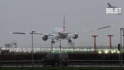 Passenger Plane Wobbles Near Heathrow Airport