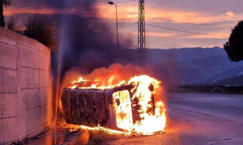 Bus Fire at the Entrance of Qbayat