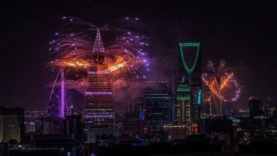 Saudi Arabia Welcomes the New Year with Colorful Fireworks and Stunning Shows (Video)