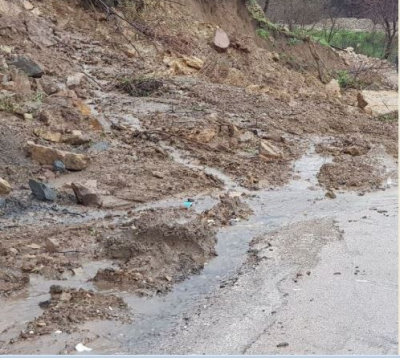 Title: Dust and Rocks Block the Road Between Izaal and Kfarhabou in the Donnieh