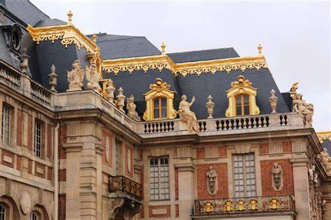 Evacuation of Versailles Palace in Paris Due to Bomb Threat