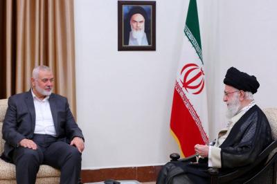 Khamenei Meets Haniya: Israeli Crimes in Gaza Occur with American and Western Support
