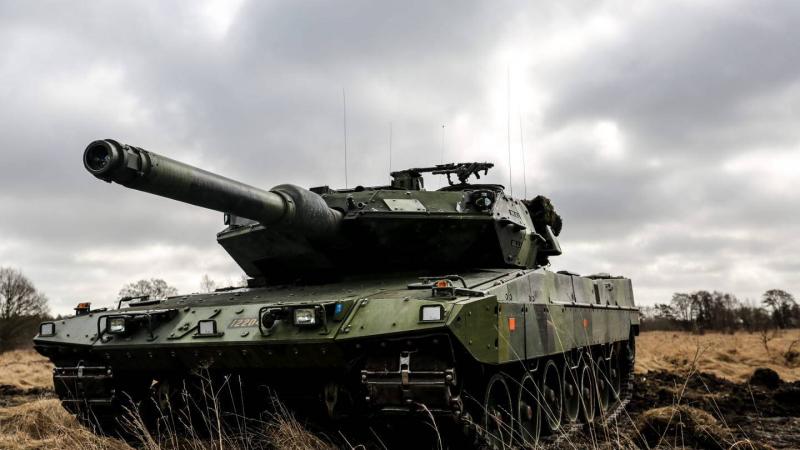 Swedish Tanks Arrive for the Ukrainian Army