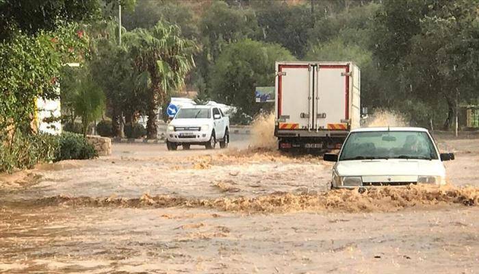 Antalya is Flooding... Rain Not Seen in 50 Years