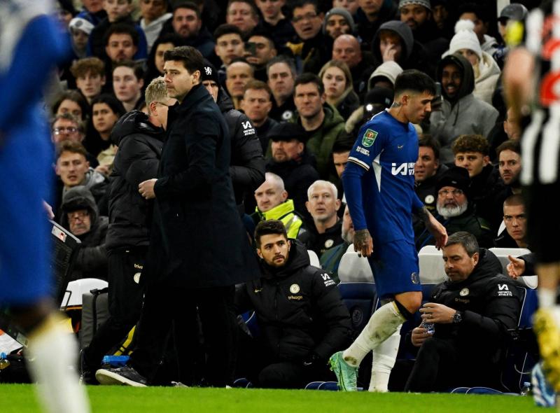 Fernandez Misses Match Against Wolverhampton