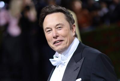 Musk Anticipates First Human Brain Chip Implant This Year
