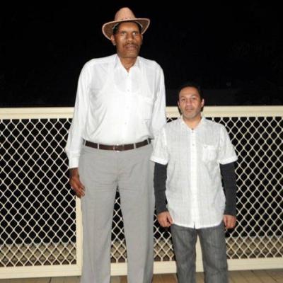 Death of the World's Tallest Man