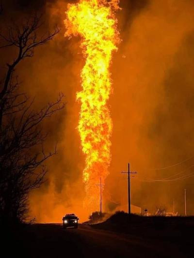 Video: Gas Pipeline Explosion in Oklahoma, USA
