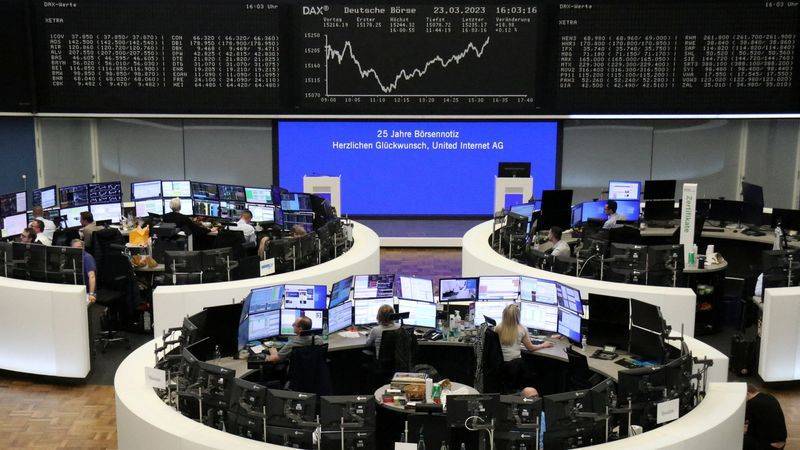 Financial Stocks Push European Markets Down
