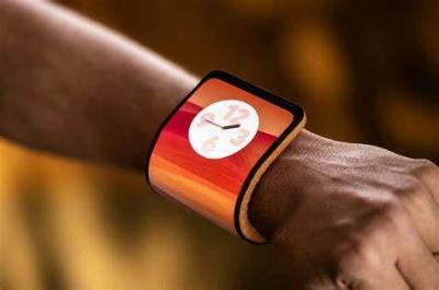 The Phone Bends to Become a Watch