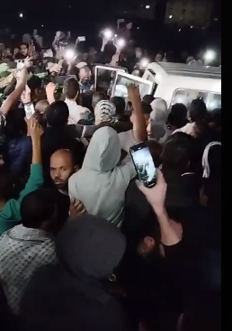 Al-Qassam Receives Sixth Batch of Prisoners in Gaza (Video)