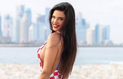 Video: Croatian Ivana Steals the Spotlight in Turkey with a "Revealing" Look