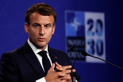 Macron: France to Supply Ukraine with Long-Range Missiles