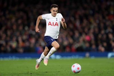 Reguilón Returns to Tottenham After Loan at United