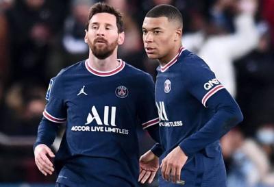 "It's Me or Messi" - Mbappe Threatens to Leave Paris Saint-Germain!
