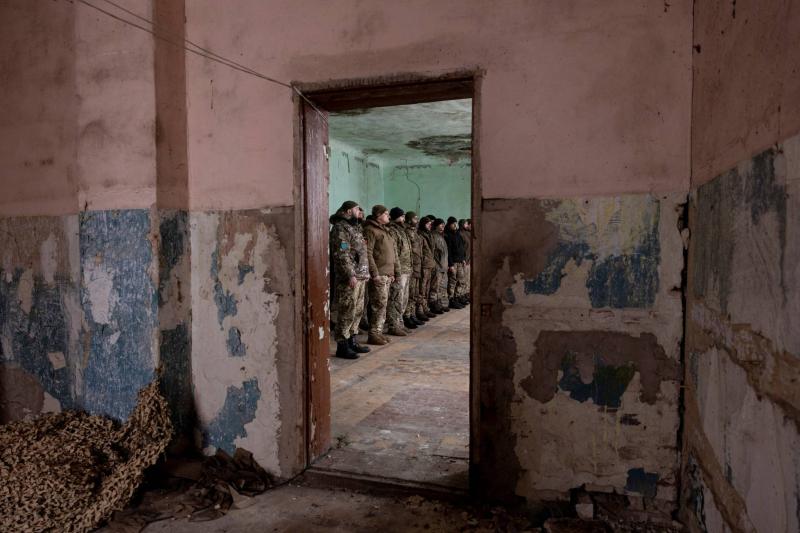 Escape from Mobilization: Ukrainian Jumps from Window