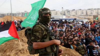 Hamas Delivers Israeli Hostages to the Red Cross