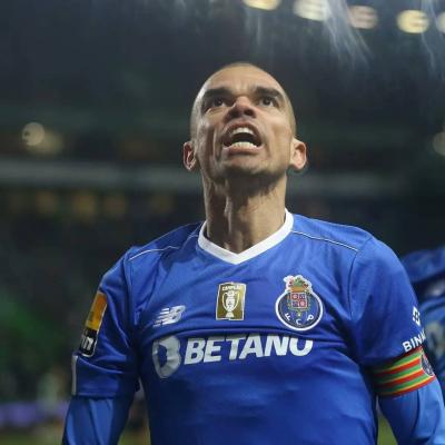 Pepe Breaks Record for "Oldest" in Champions League