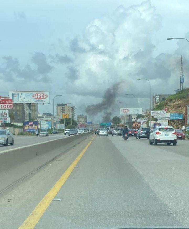 Video - Road Blockade in Khalde in Protest of Arrest