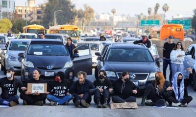 Arrests of Dozens in Pro-Palestinian Protests at Major Airports in America