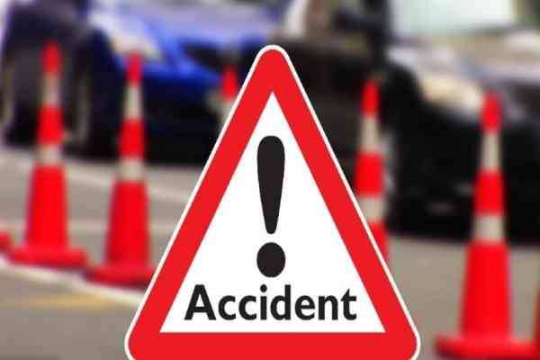 Title: 3 Injured in Traffic Accident in Al-Daniya