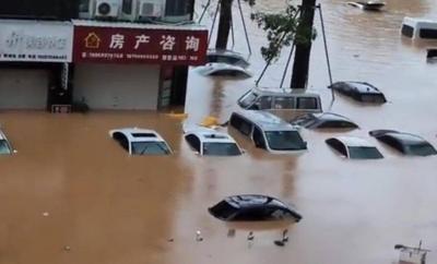 Thousands Flee Their Homes Amid the Diminishing Power of "Doksuri" in China