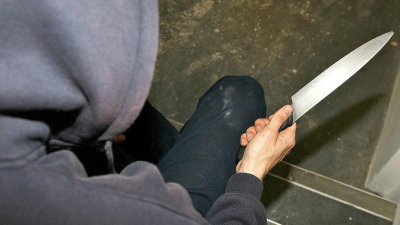 Individual Dispute and Stabbing of a Citizen in the Dahiya