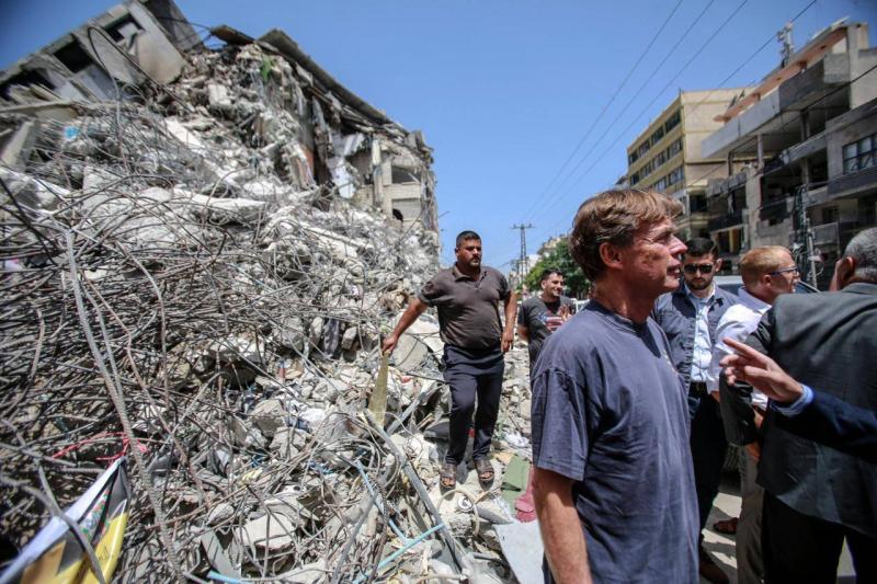 EU Representative Flies Over Gaza to Call for Freedom (Video)