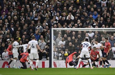 Tottenham Returns to the Top Four with Victory Over Everton