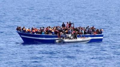 Rescue of Over 500 Migrants Off the Spanish Canary Islands