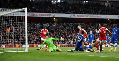 Arsenal Returns to Premier League Top Spot with 3-1 Victory Over Chelsea
