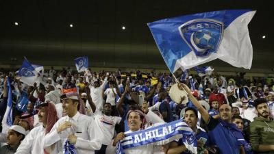 Video: Groom Watches Saudi Clasico During His Wedding