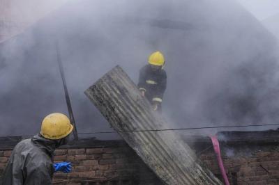 Title: India: 11 Killed in Fireworks Factory Explosion