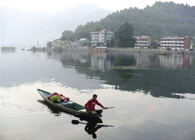 Earthquake of 5.5 Magnitude Hits Kashmir