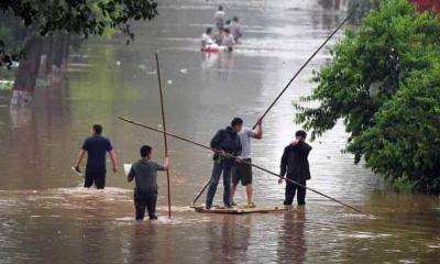 Title: In China... Cities Prepare for Floods while Others Face Heatwaves