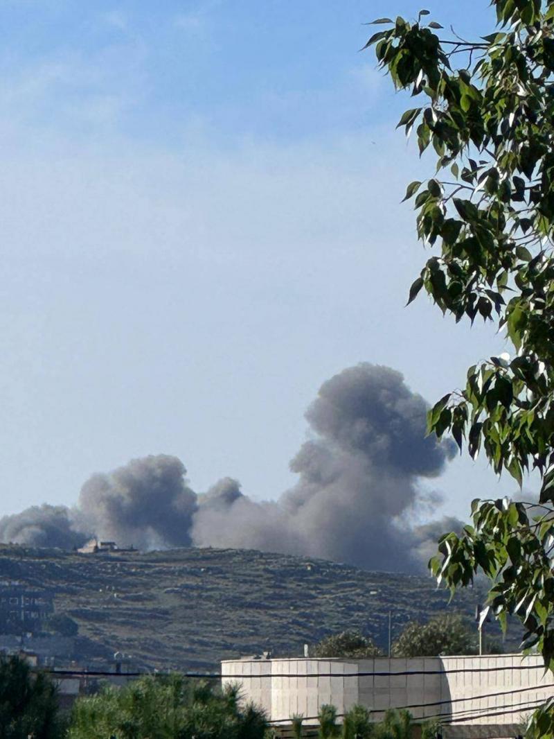 Israeli Air Force Targets Homes in Southern Lebanon (Video)
