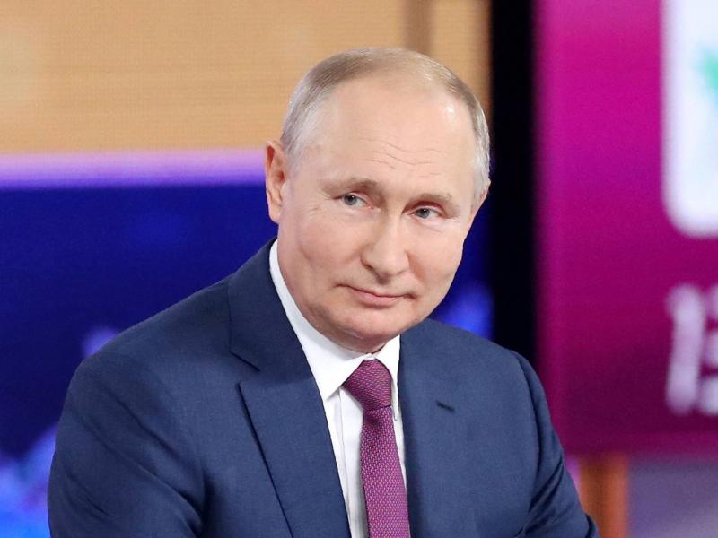 Putin Tours Between Beirut and Tyre: Election Announcement and Giant Banners