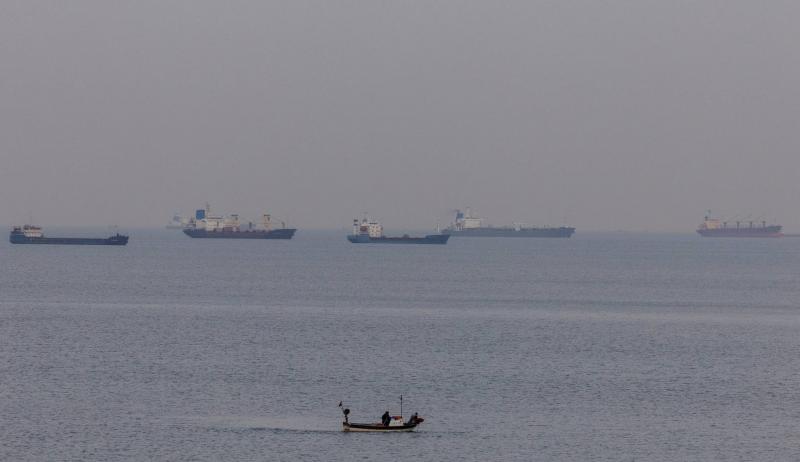 Turkish Cargo Ship Sinks in Sea of Marmara (Video)